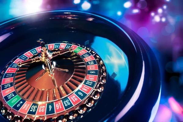 martoto platform interface showing football markets and live dealer tables